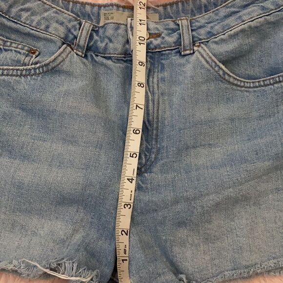 TopShop Mom Moto Distressed Cutoff Shorts - Picture 6 of 11